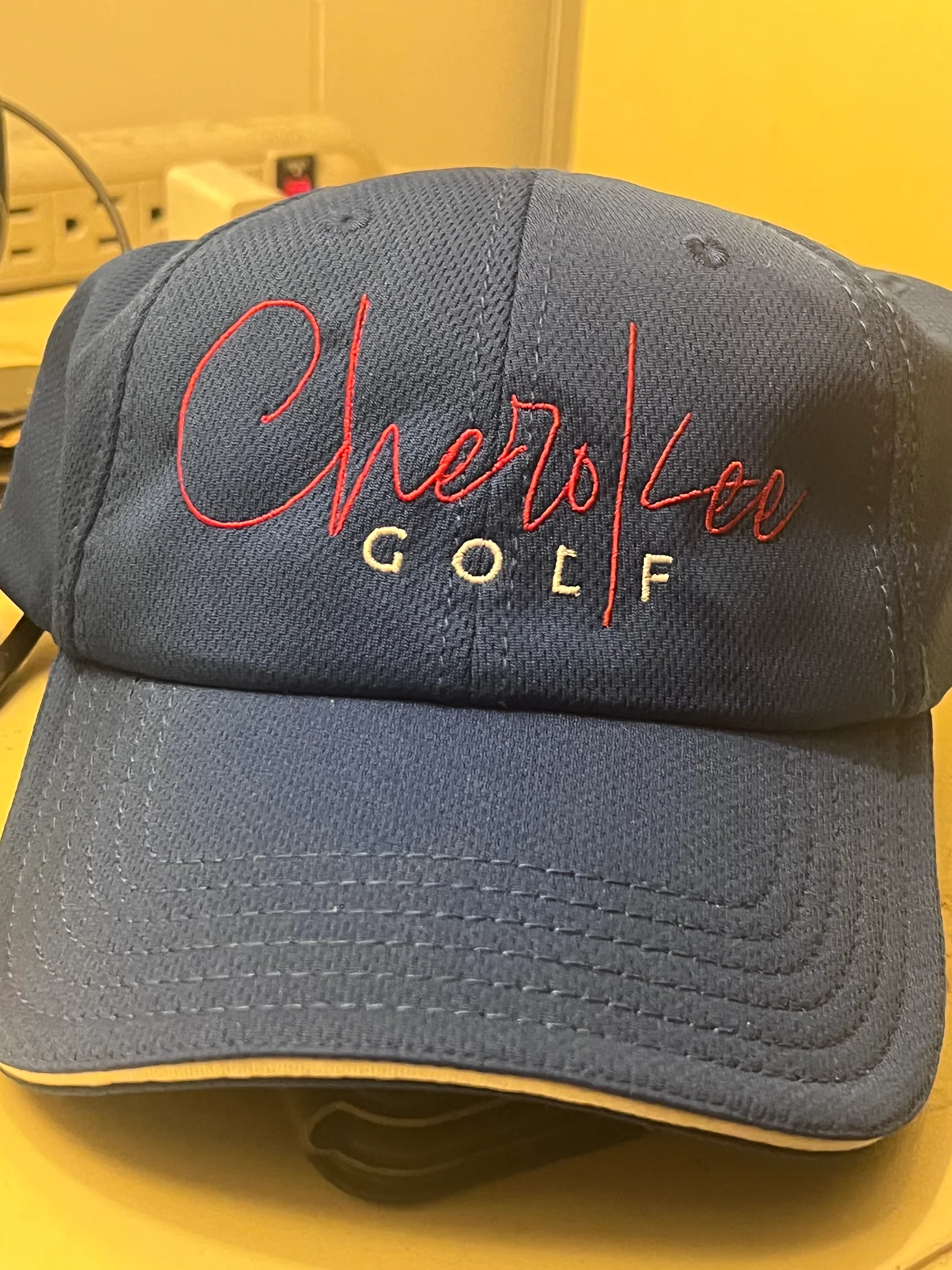 Hat review by Izzy V.